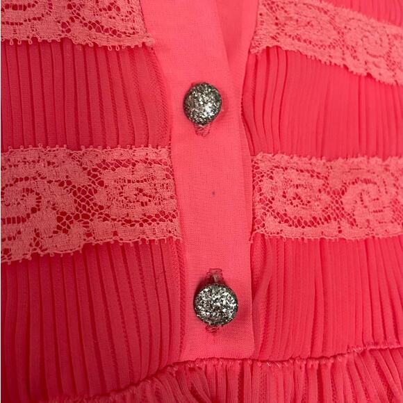 Vintage 60s Harvey Woods Salmon Pleated Sleeveless Nightgown size 34/ Small - Picture 7 of 9